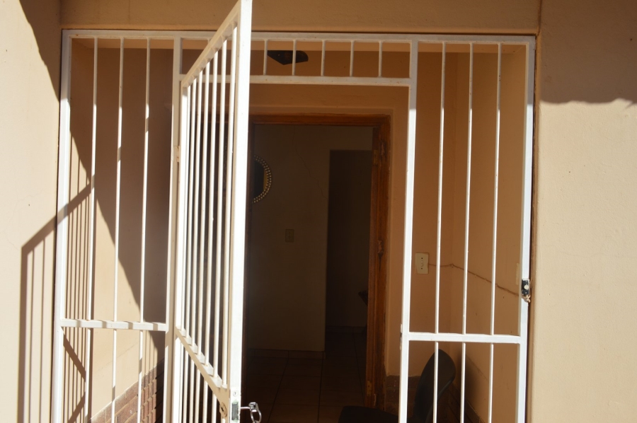 3 Bedroom Property for Sale in La Hoff North West